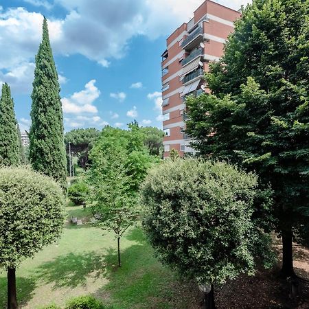 Ferienwohnung Residenza Eres Eur Rom Exterior foto