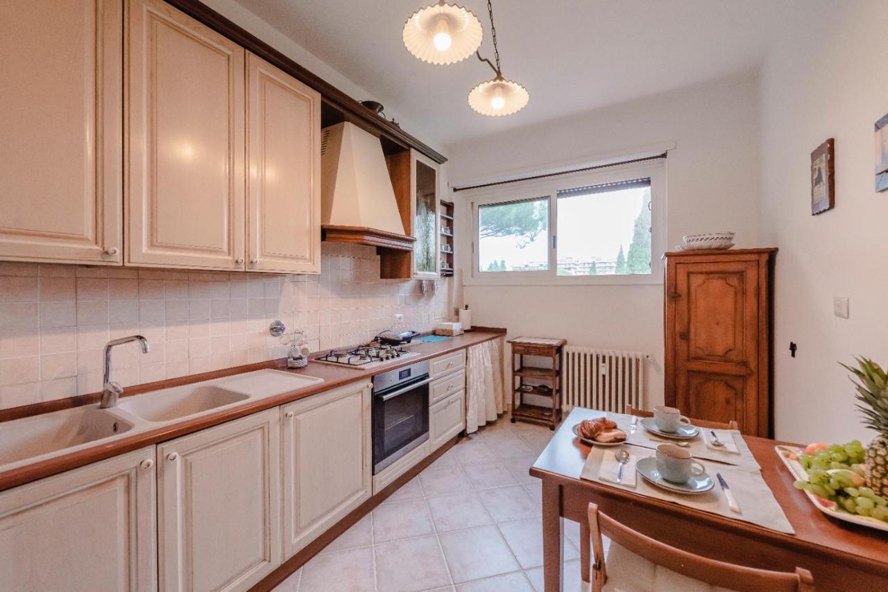 Ferienwohnung Residenza Eres Eur Rom Exterior foto